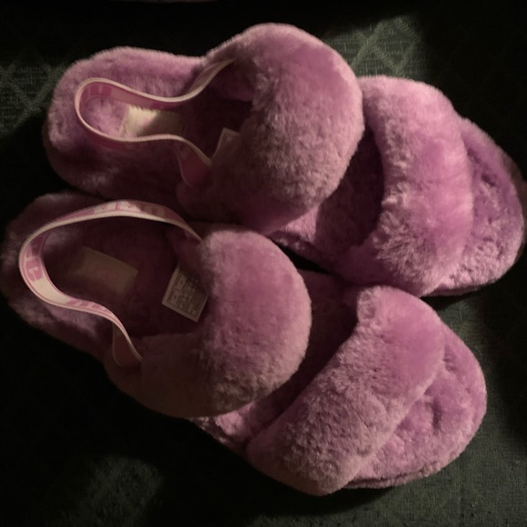 UGG OH YEAH* IN MAGNOLIA, (medium purple) sz10 - Picture 5 of 9